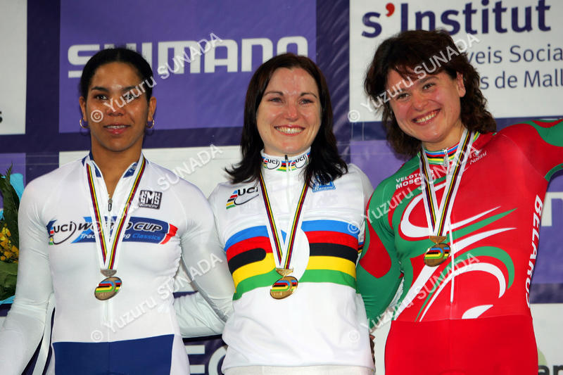 Podium002p.jpg